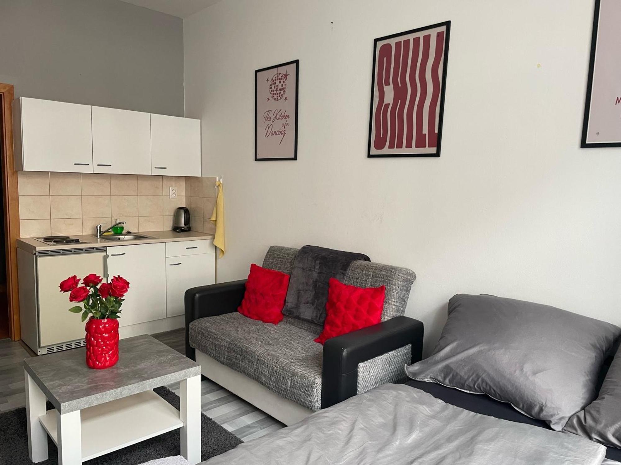 Tiffany Apartment In The City Center Bratislava Eksteriør bilde