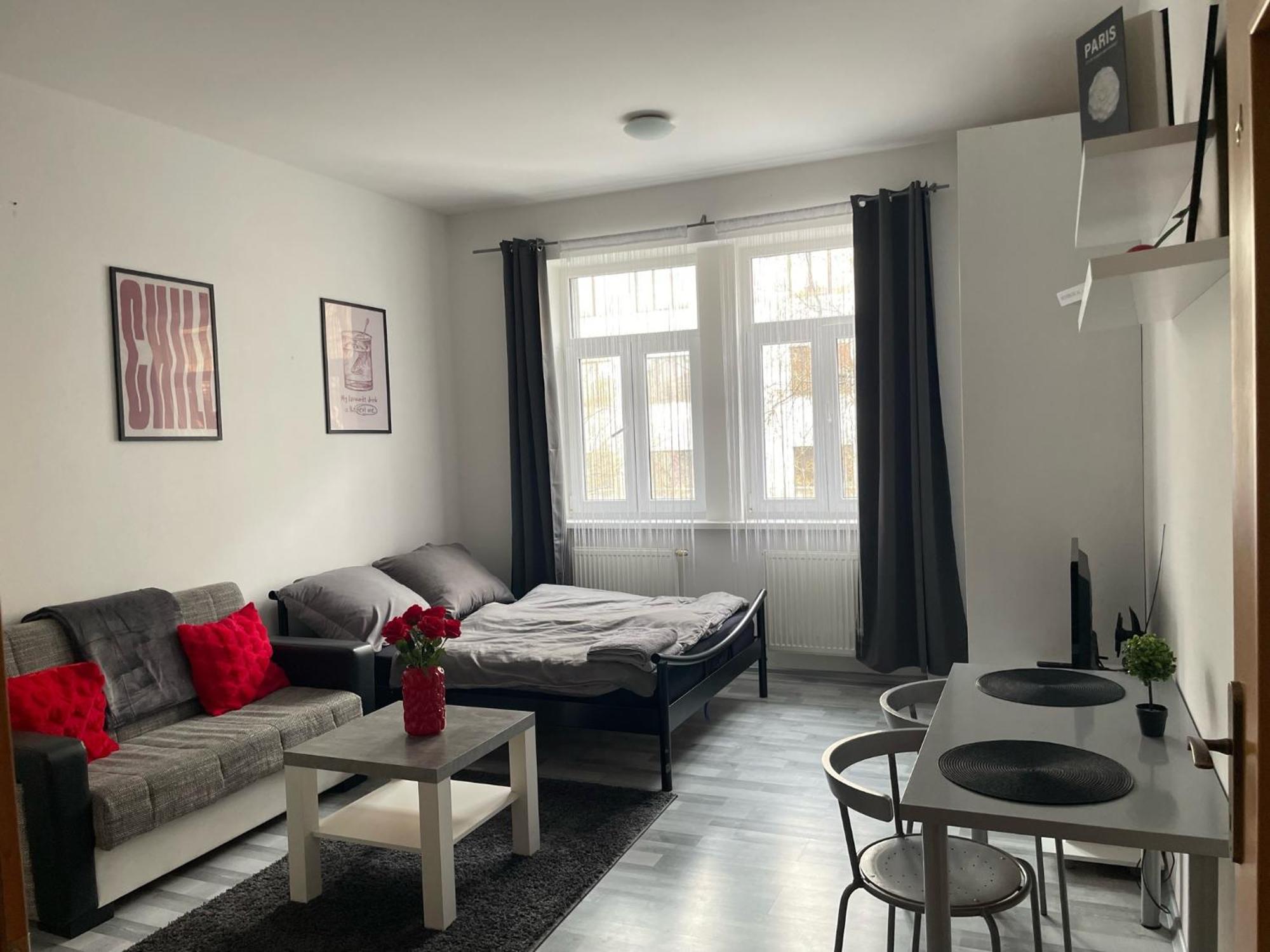 Tiffany Apartment In The City Center Bratislava Eksteriør bilde
