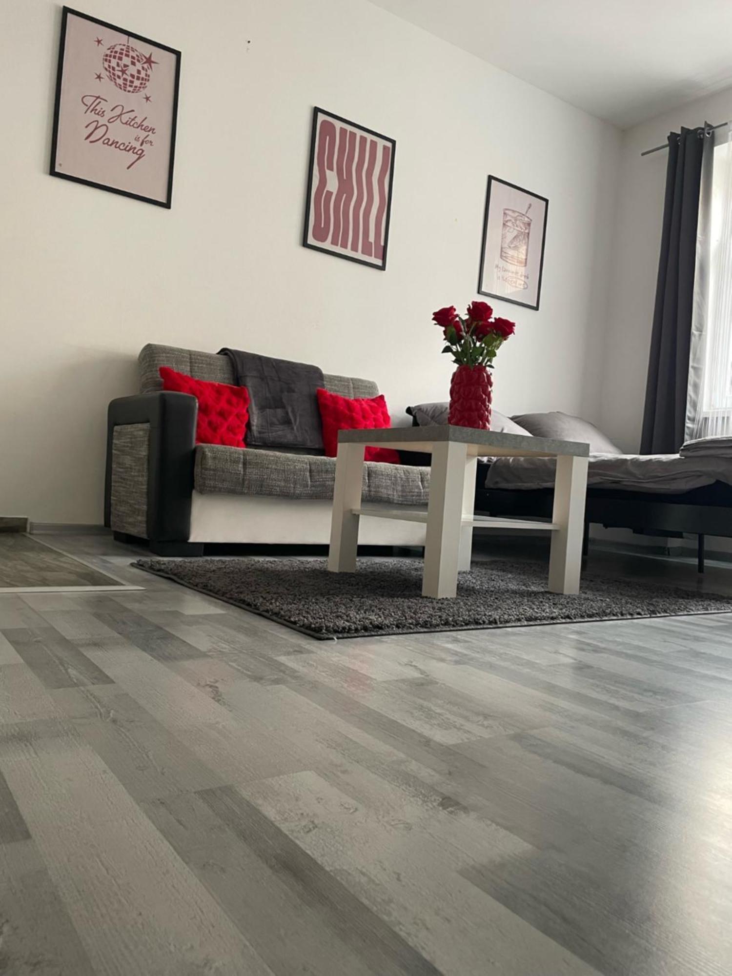 Tiffany Apartment In The City Center Bratislava Eksteriør bilde